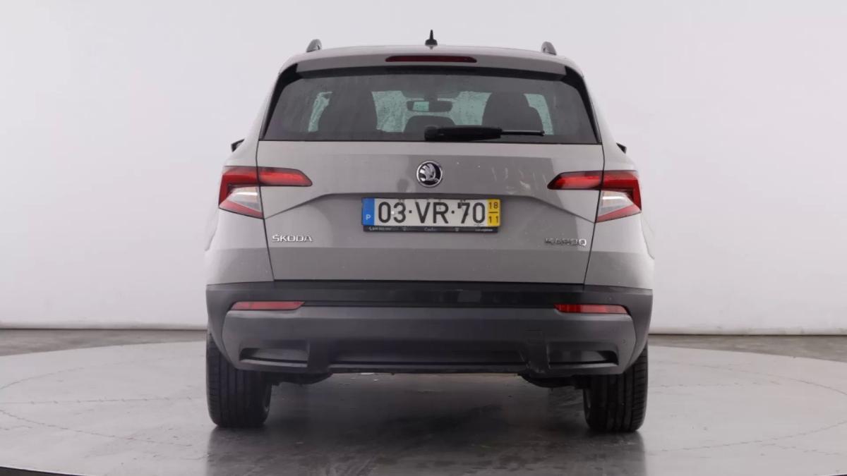 skoda-karoq-2018-diesel-1598cc