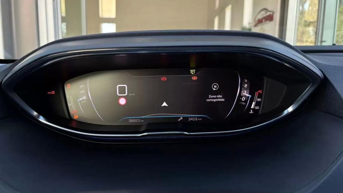 peugeot-3008-2021-diesel-1499cc