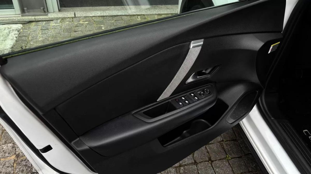 citroen-c4-2022-diesel-1499cc