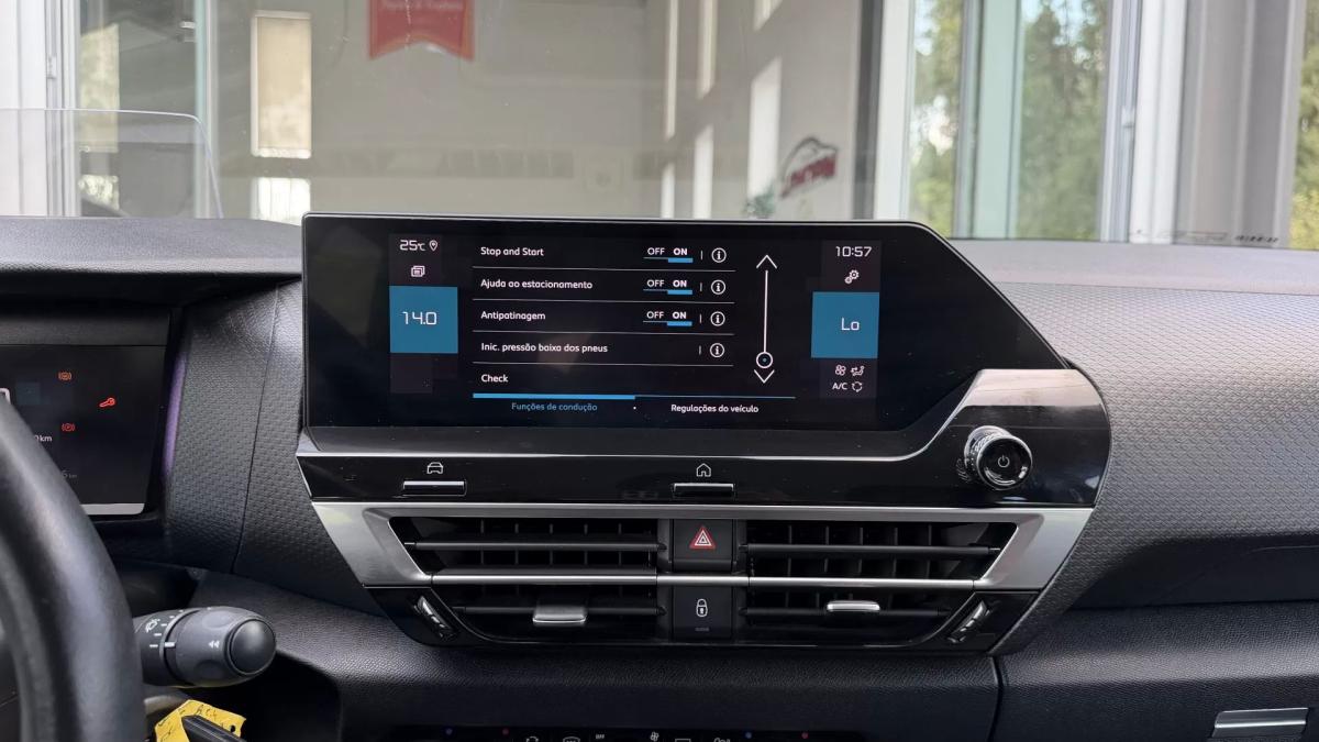 citroen-c4-2022-diesel-1499cc