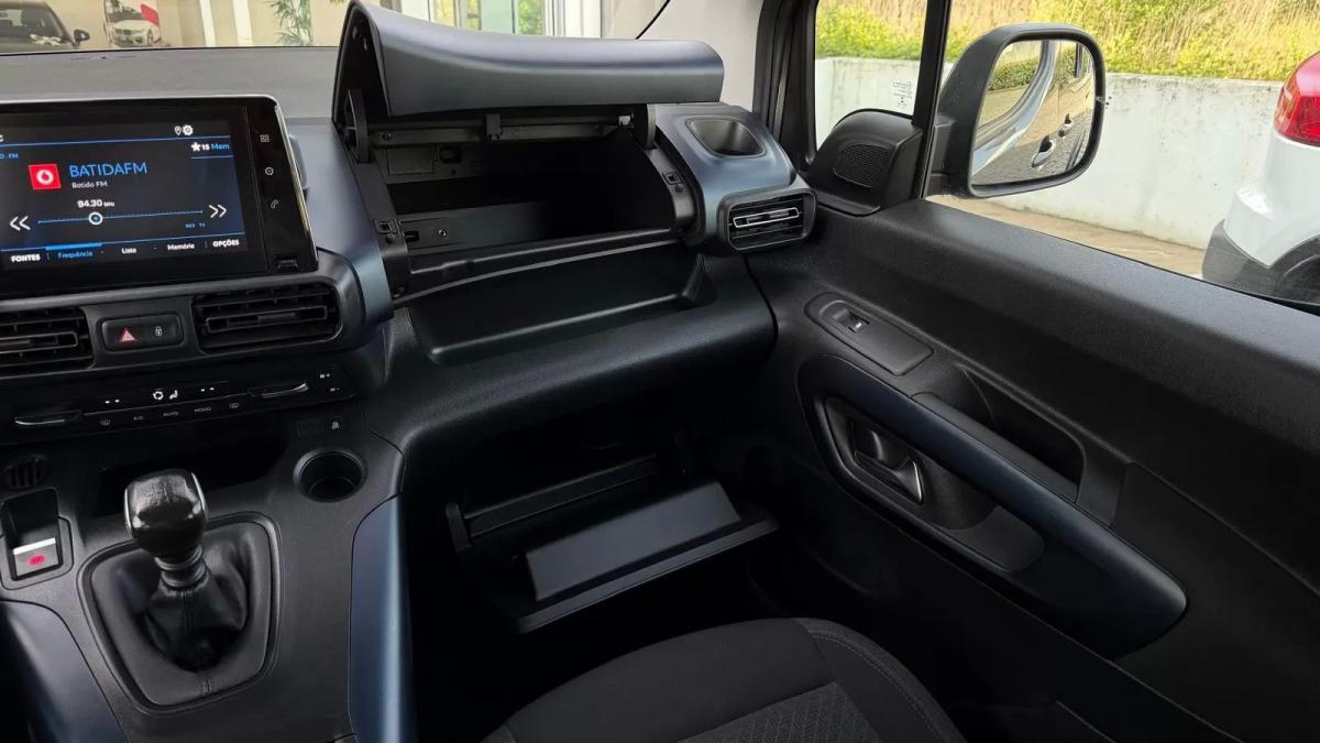 peugeot-rifter-2019-gasolina-1199cc