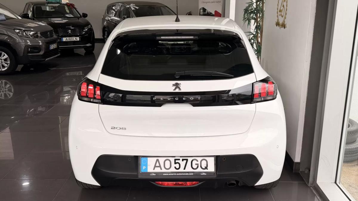 peugeot-208-2022-diesel-1499cc