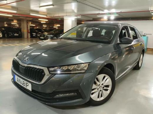 skoda-octavia-break-2022-diesel-1968cc