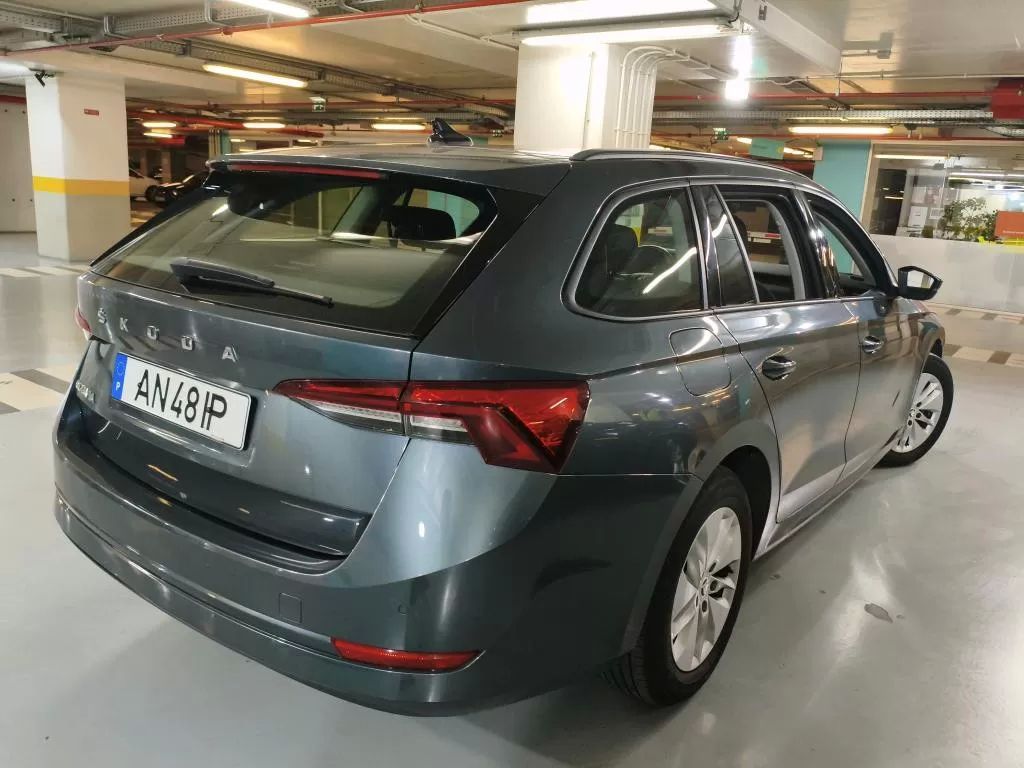 skoda-octavia-break-2022-diesel-1968cc
