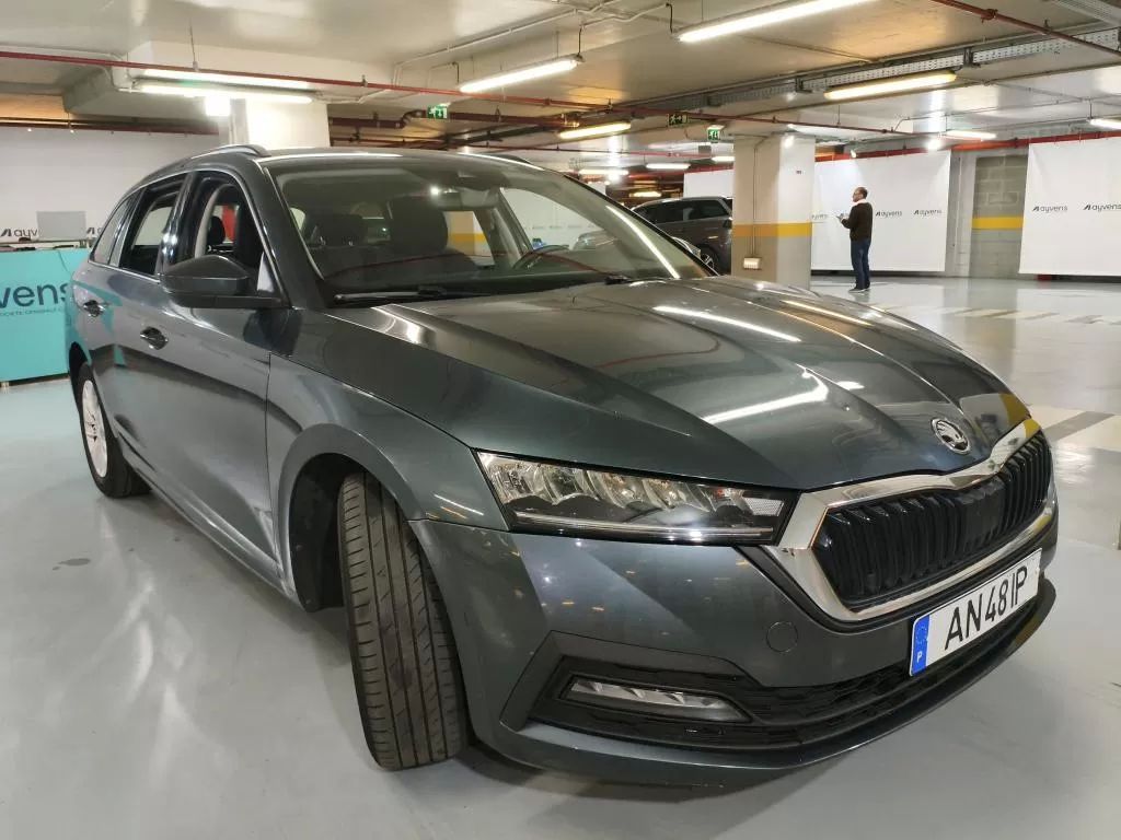 skoda-octavia-break-2022-diesel-1968cc