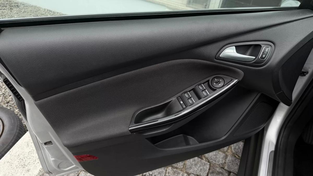ford-focus-sw-2018-gasolina-998cc