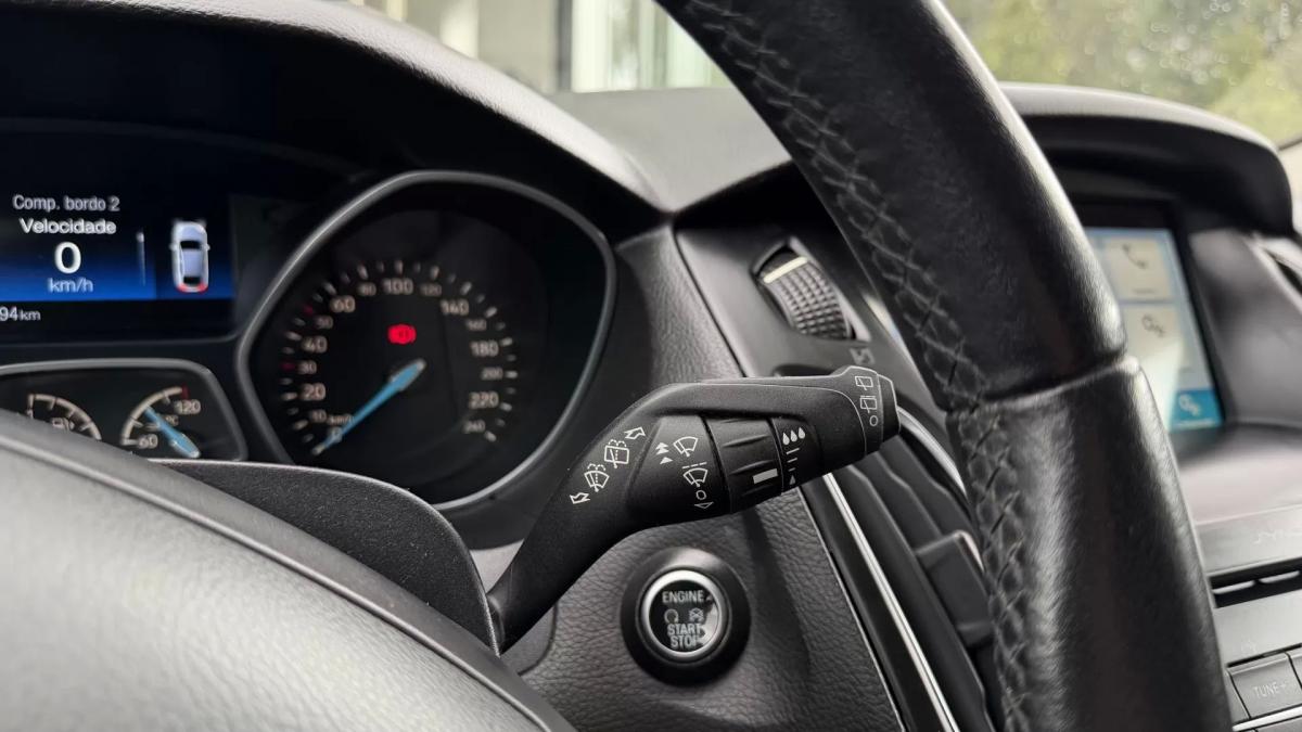 ford-focus-sw-2018-gasolina-998cc