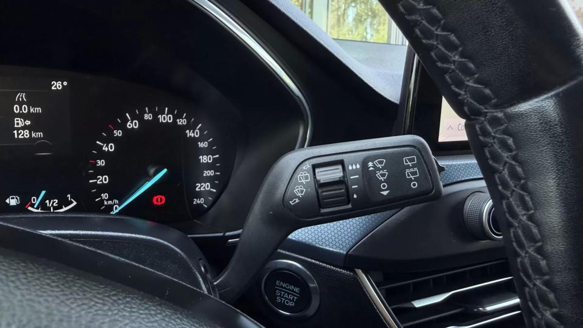 ford-focus-sw-2022-diesel-1499cc