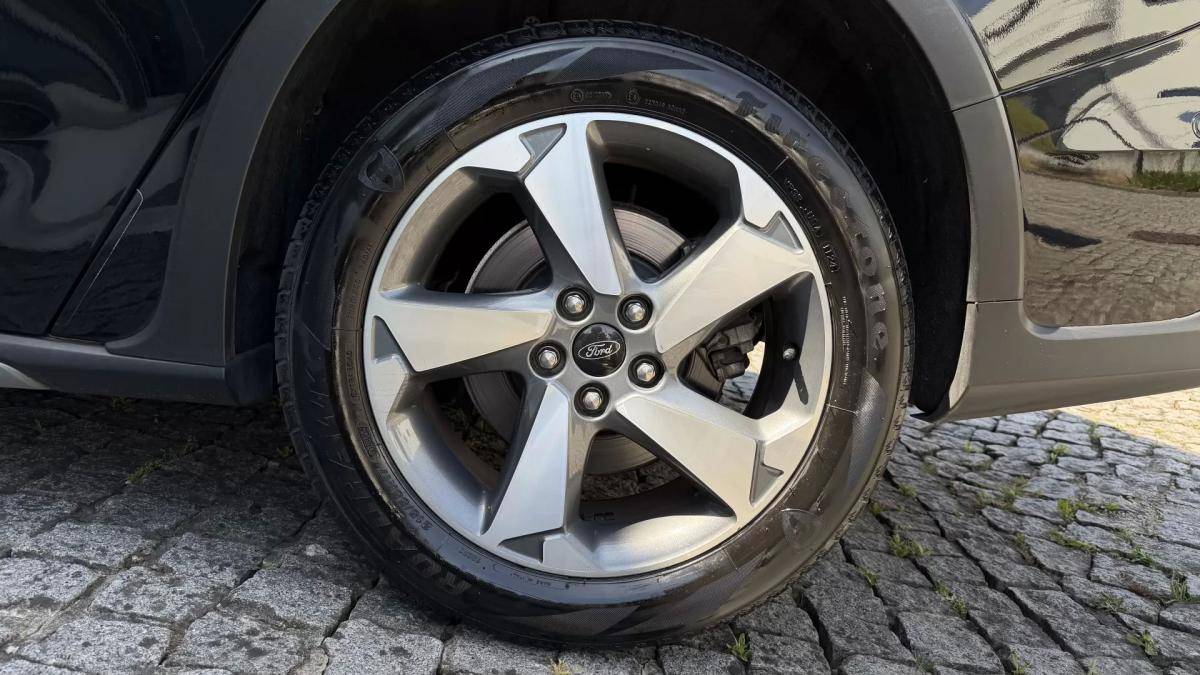 ford-focus-sw-2022-diesel-1499cc