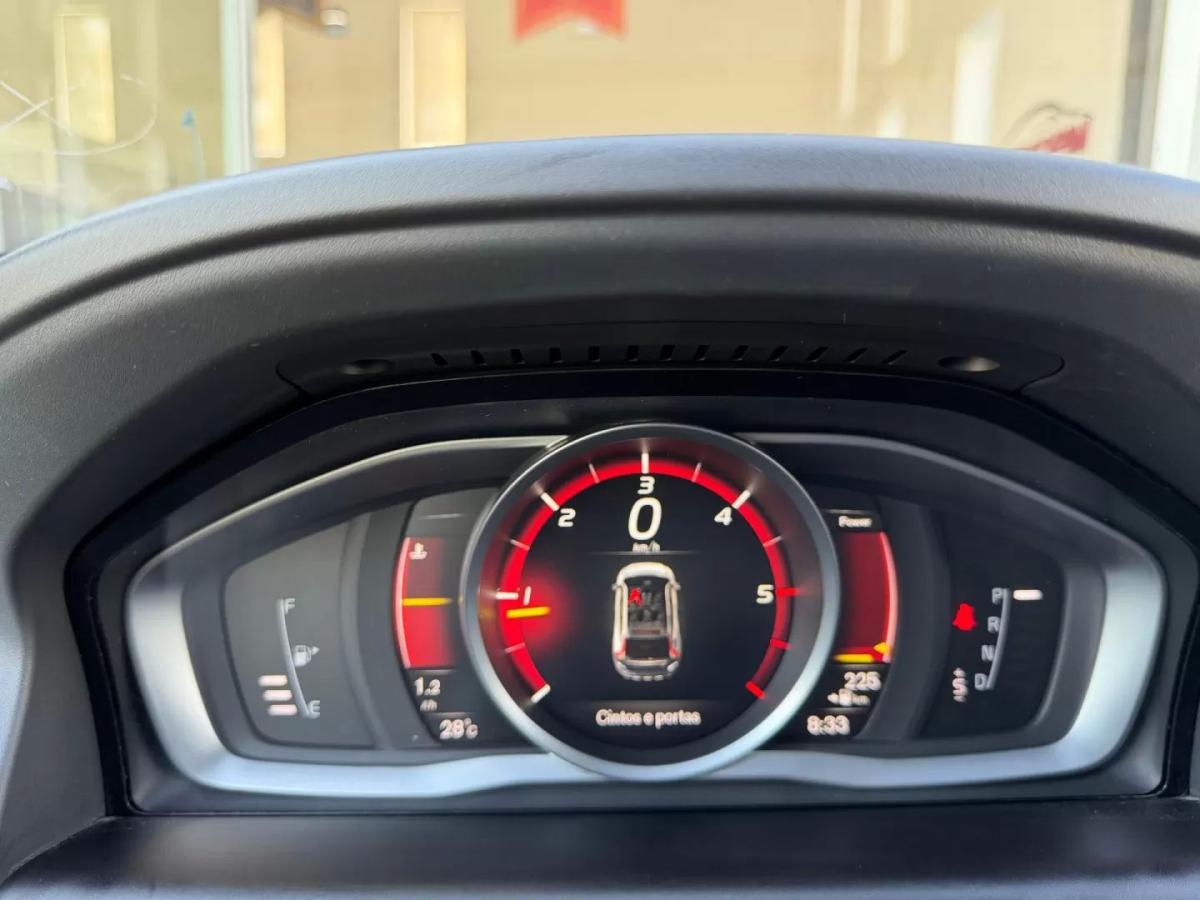 volvo-xc60-2017-diesel-1969cc