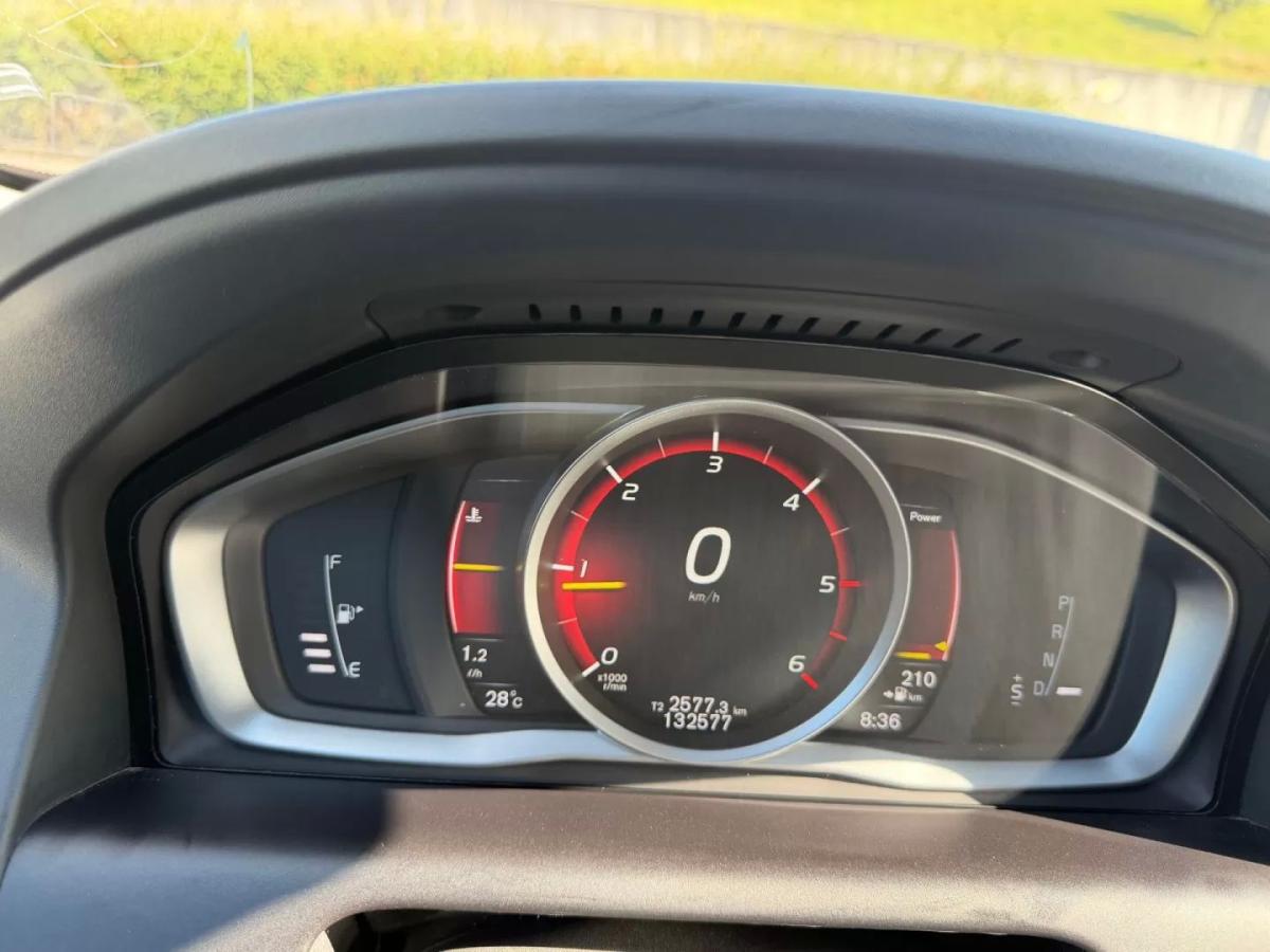 volvo-xc60-2017-diesel-1969cc