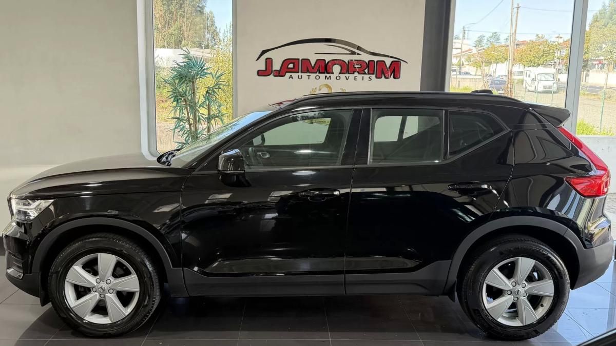 volvo-xc40-2022-gasolina-1477cc