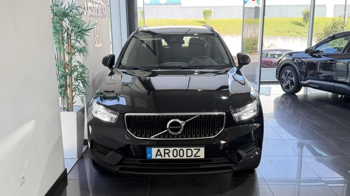 volvo-xc40-2022-gasolina-1477cc