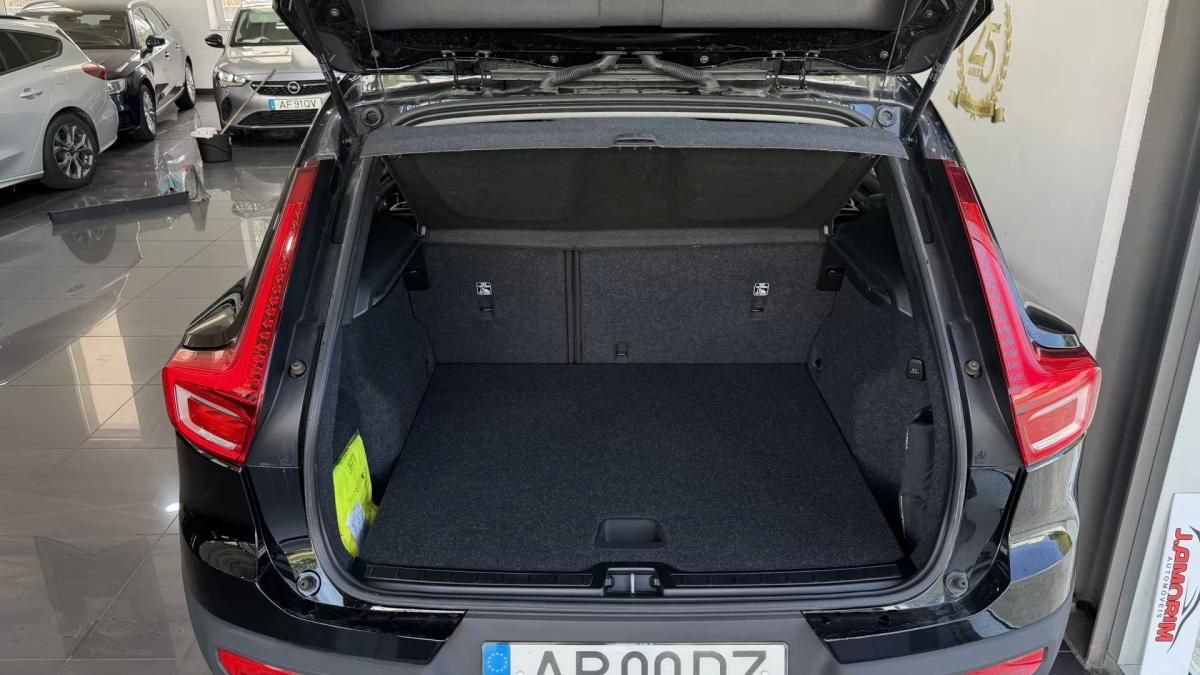 volvo-xc40-2022-gasolina-1477cc