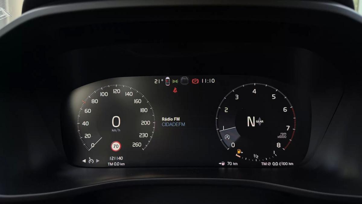 volvo-xc40-2022-gasolina-1477cc