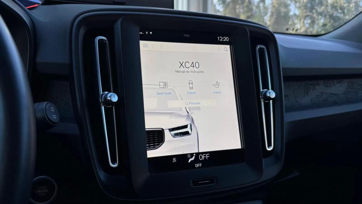 volvo-xc40-2022-gasolina-1477cc