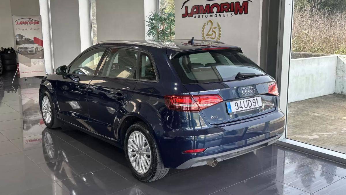 audi-a3-sportback-2018-diesel-1598cc