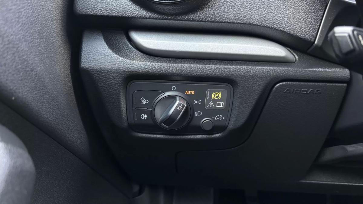 audi-a3-sportback-2018-diesel-1598cc
