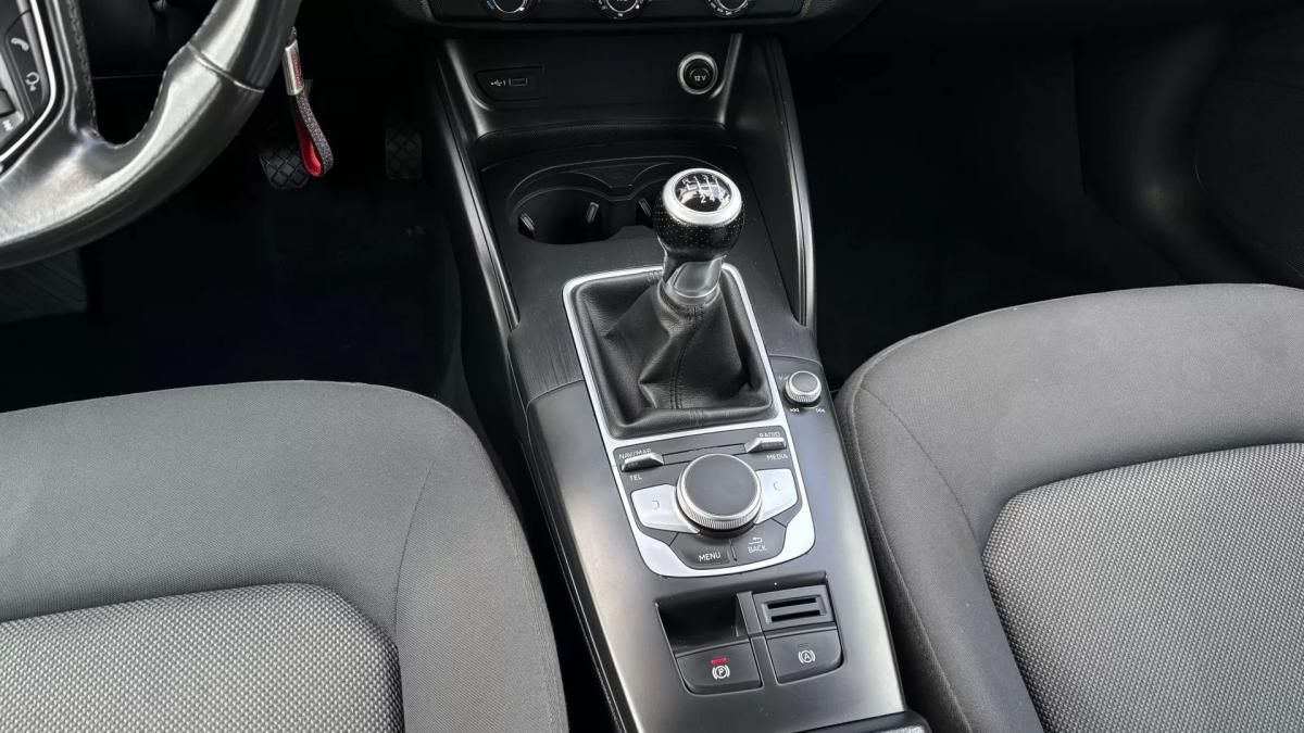 audi-a3-sportback-2018-diesel-1598cc