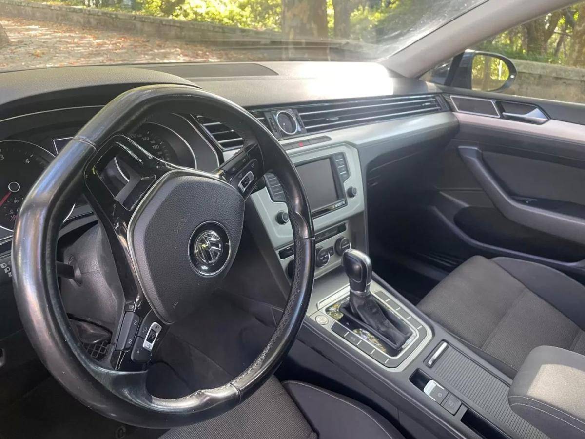 volkswagen-passat-variant-2017-diesel-1968cc