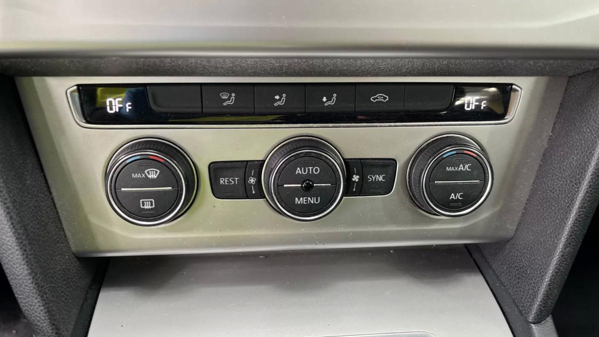 volkswagen-passat-variant-2017-diesel-1968cc