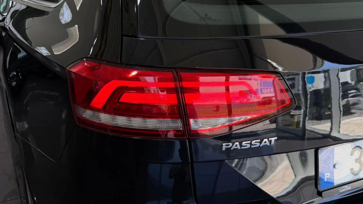 volkswagen-passat-variant-2017-diesel-1968cc