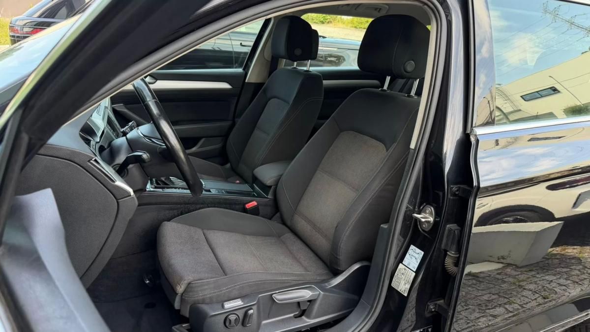 volkswagen-passat-variant-2017-diesel-1968cc