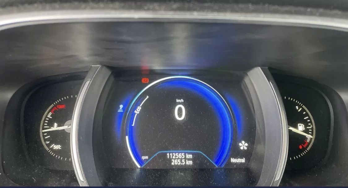 renault-megane-sport-tourer-2018-diesel-1461cc