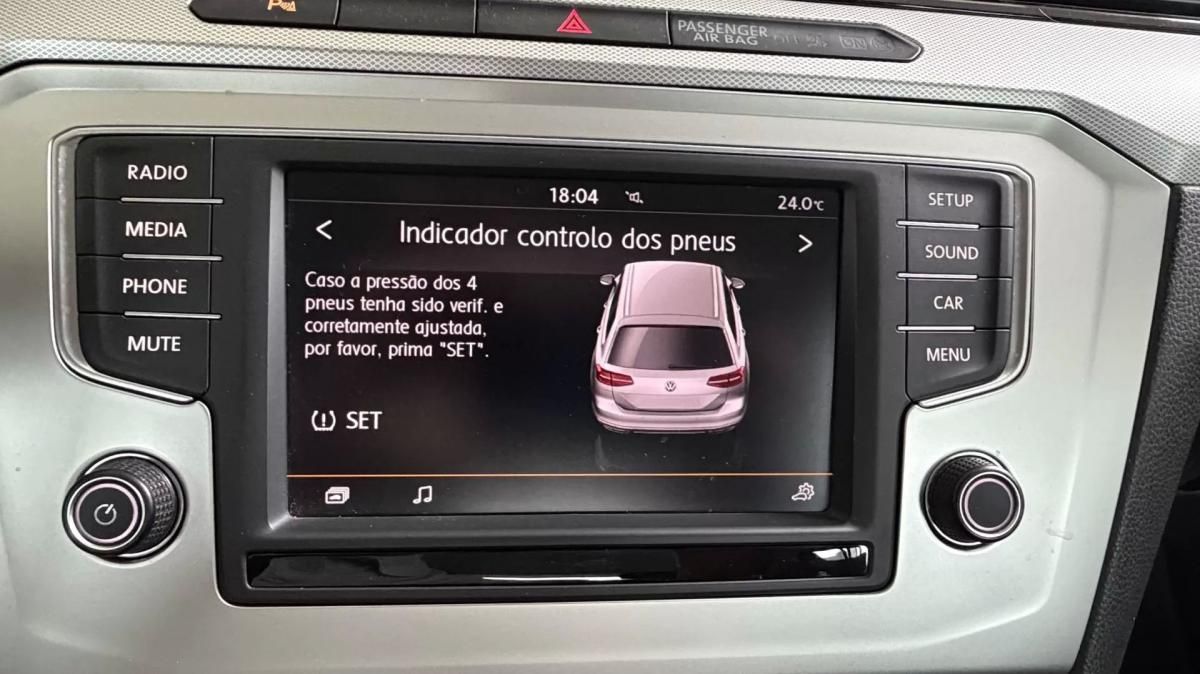 volkswagen-passat-variant-2015-diesel-1598cc