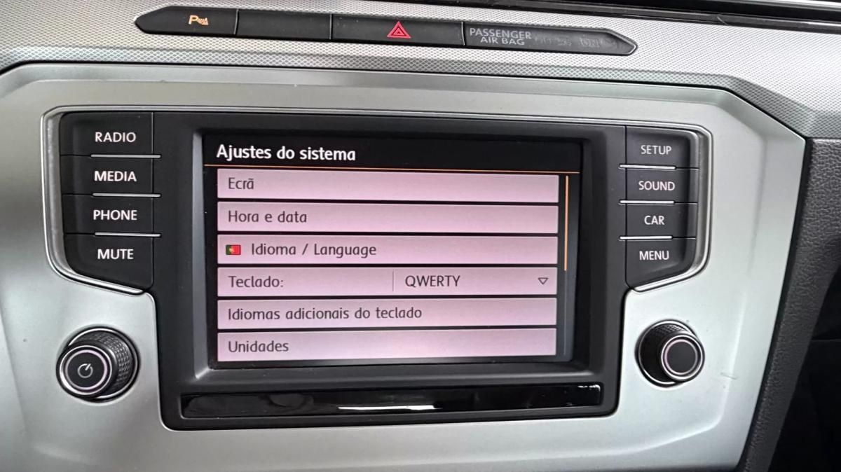volkswagen-passat-variant-2015-diesel-1598cc