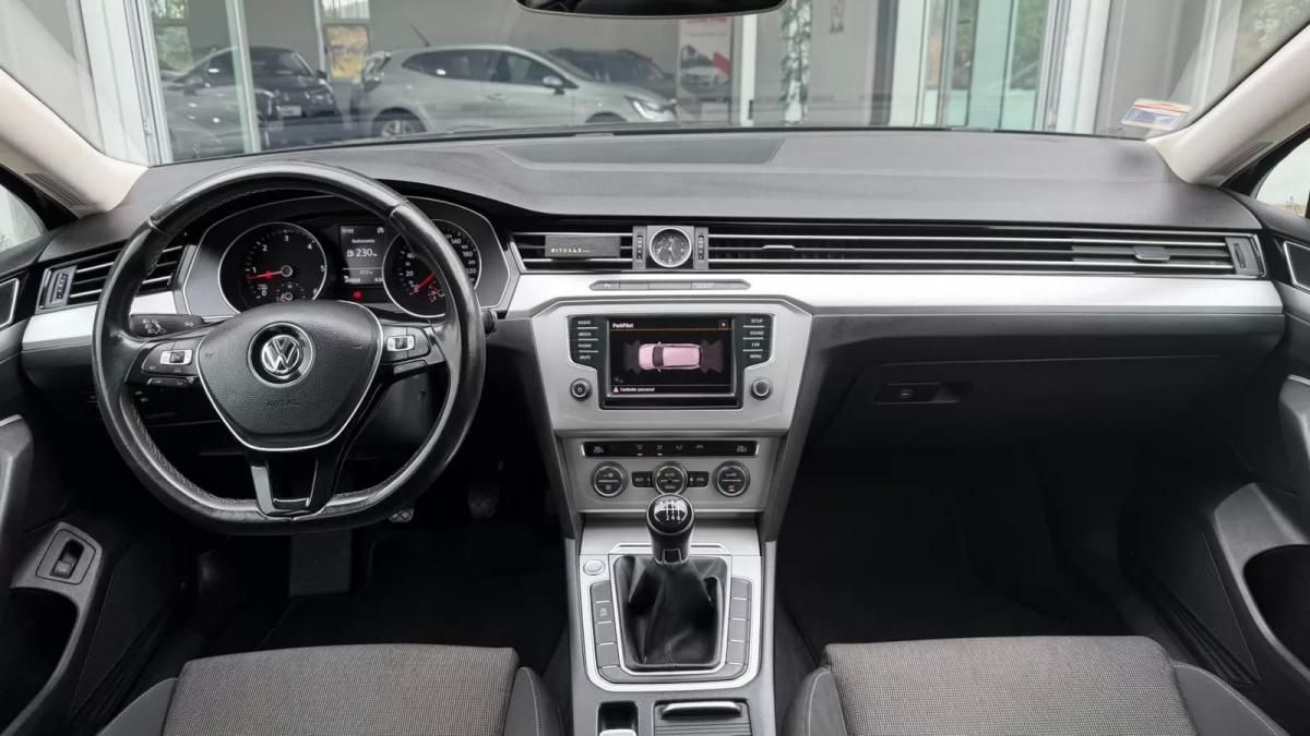 volkswagen-passat-variant-2015-diesel-1598cc