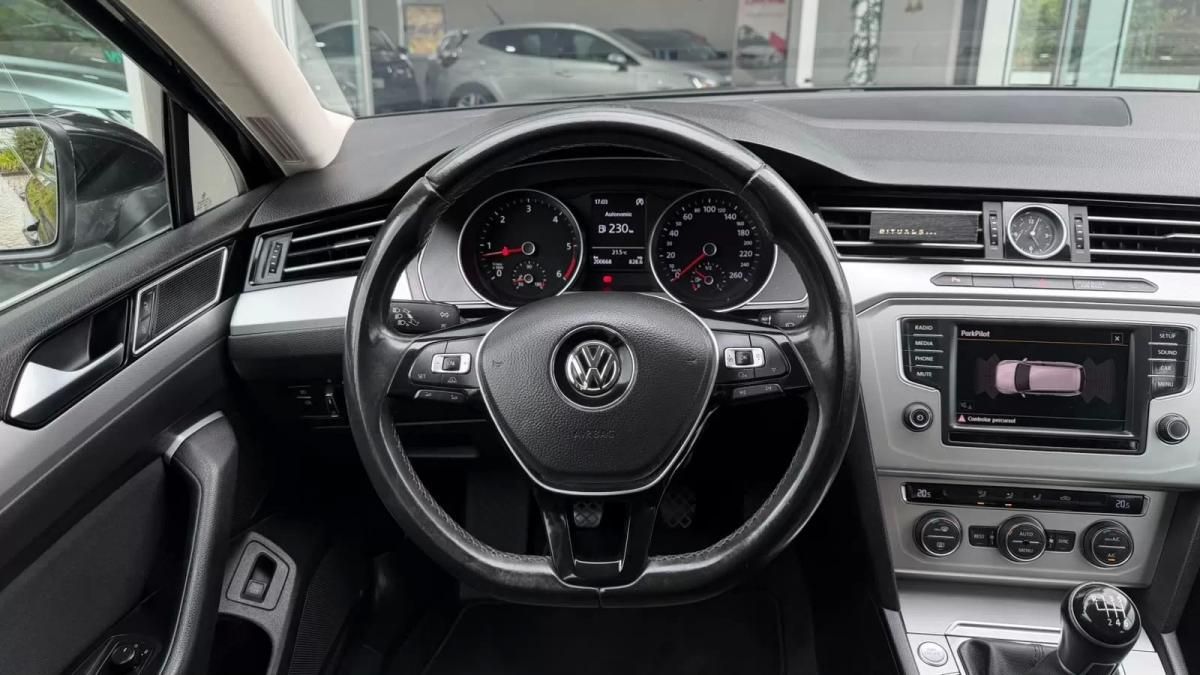 volkswagen-passat-variant-2015-diesel-1598cc