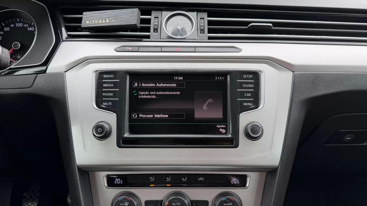 volkswagen-passat-variant-2015-diesel-1598cc