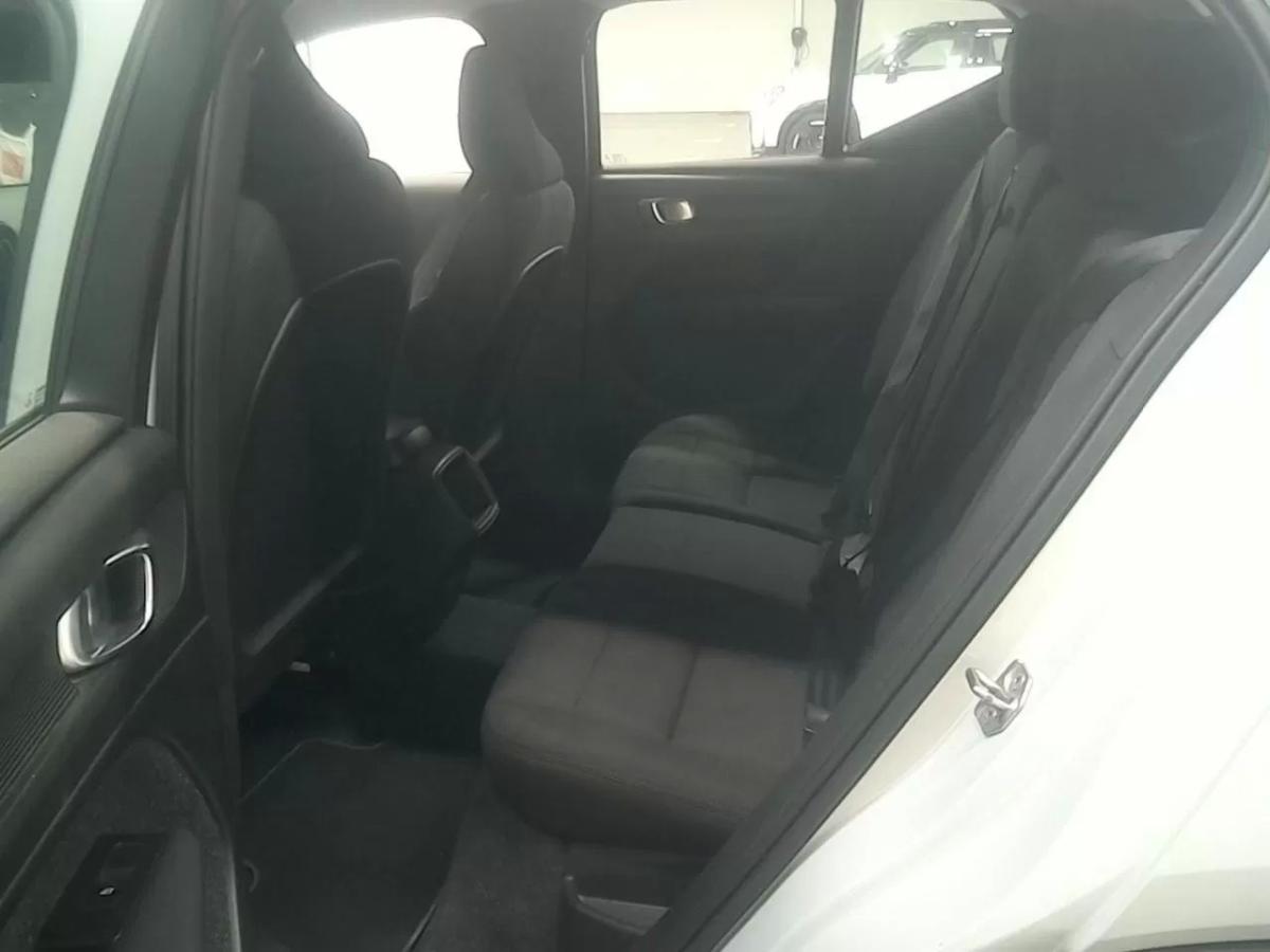 volvo-xc40-2021-gasolina-1477cc