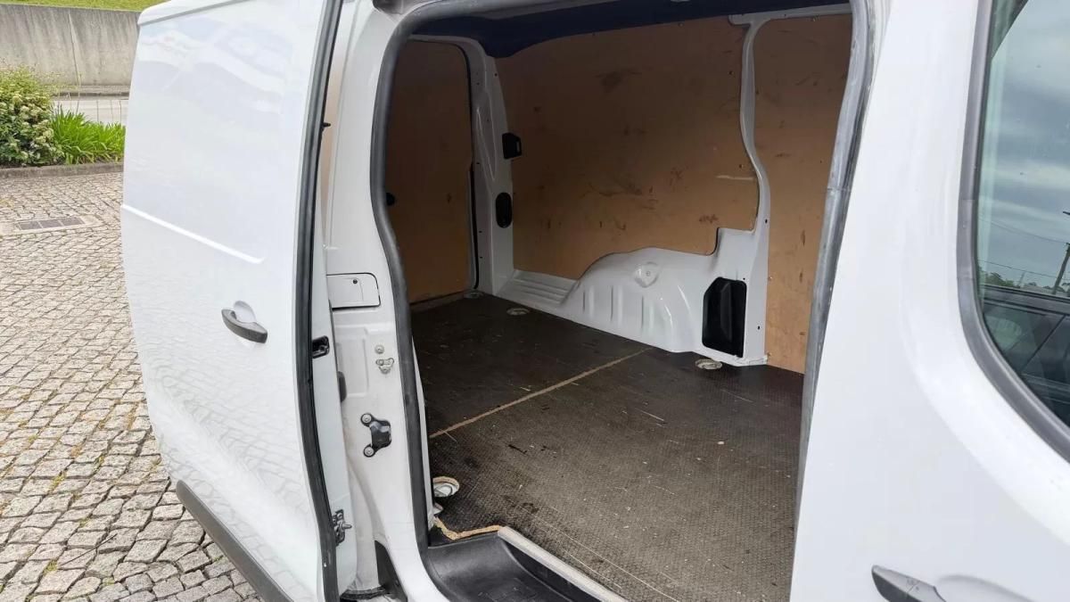 fiat-scudo-2022-diesel-1499cc