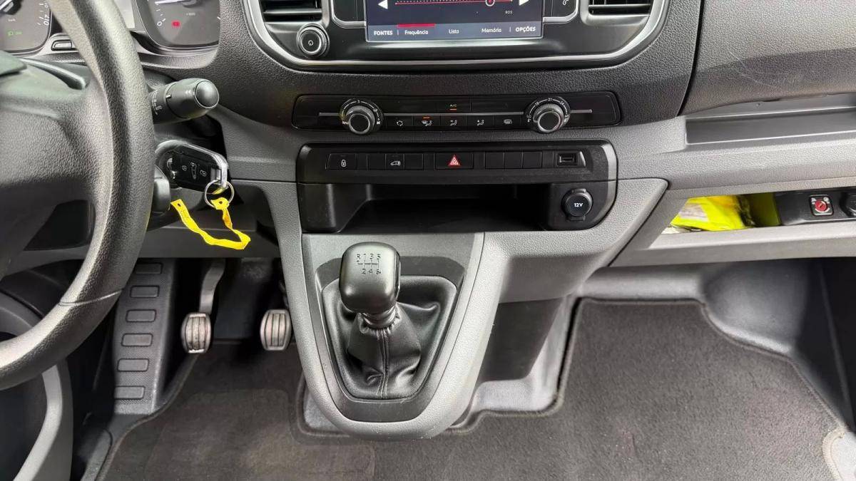 fiat-scudo-2022-diesel-1499cc