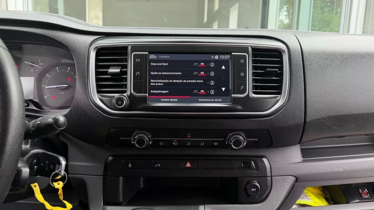 fiat-scudo-2022-diesel-1499cc