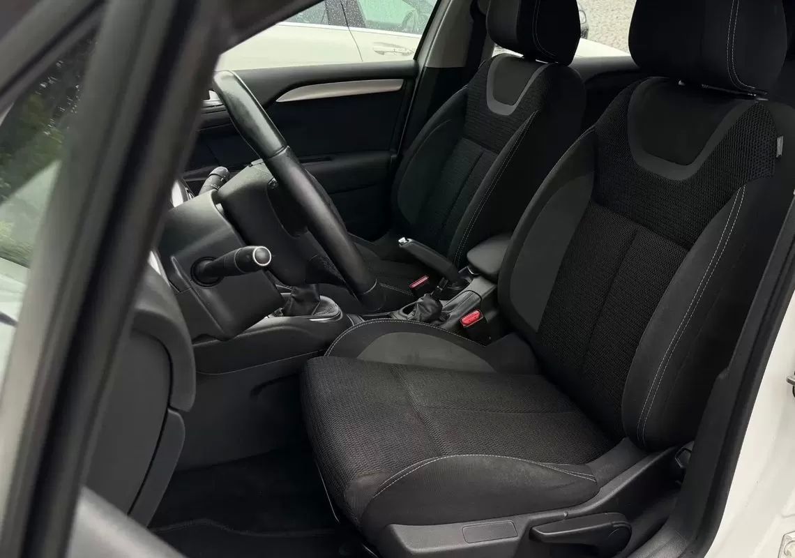 citroen-c4-2017-diesel-1560cc