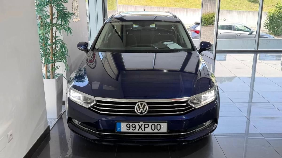 volkswagen-passat-variant-2019-diesel-1968cc