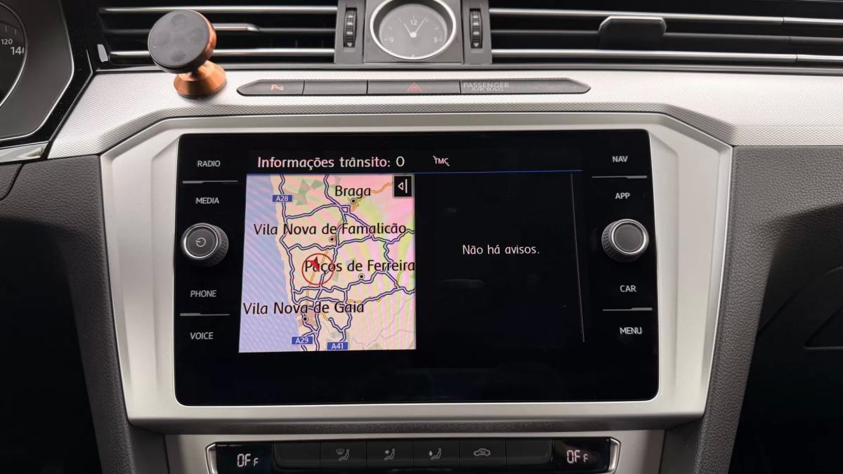 volkswagen-passat-variant-2019-diesel-1968cc