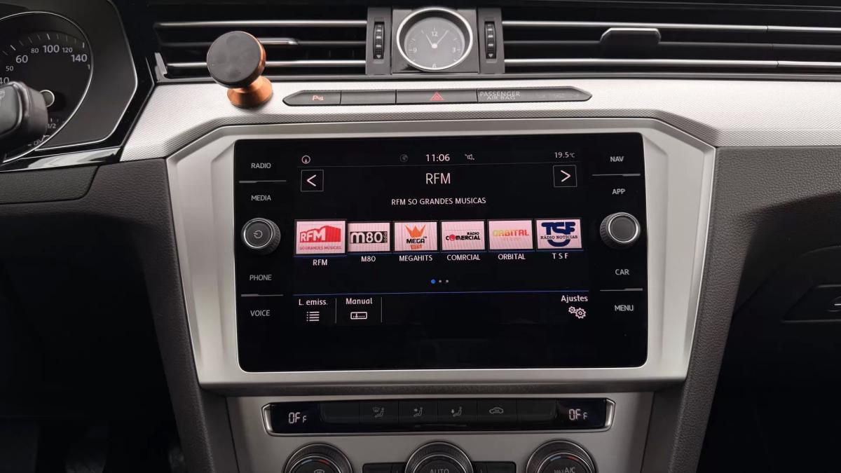 volkswagen-passat-variant-2019-diesel-1968cc