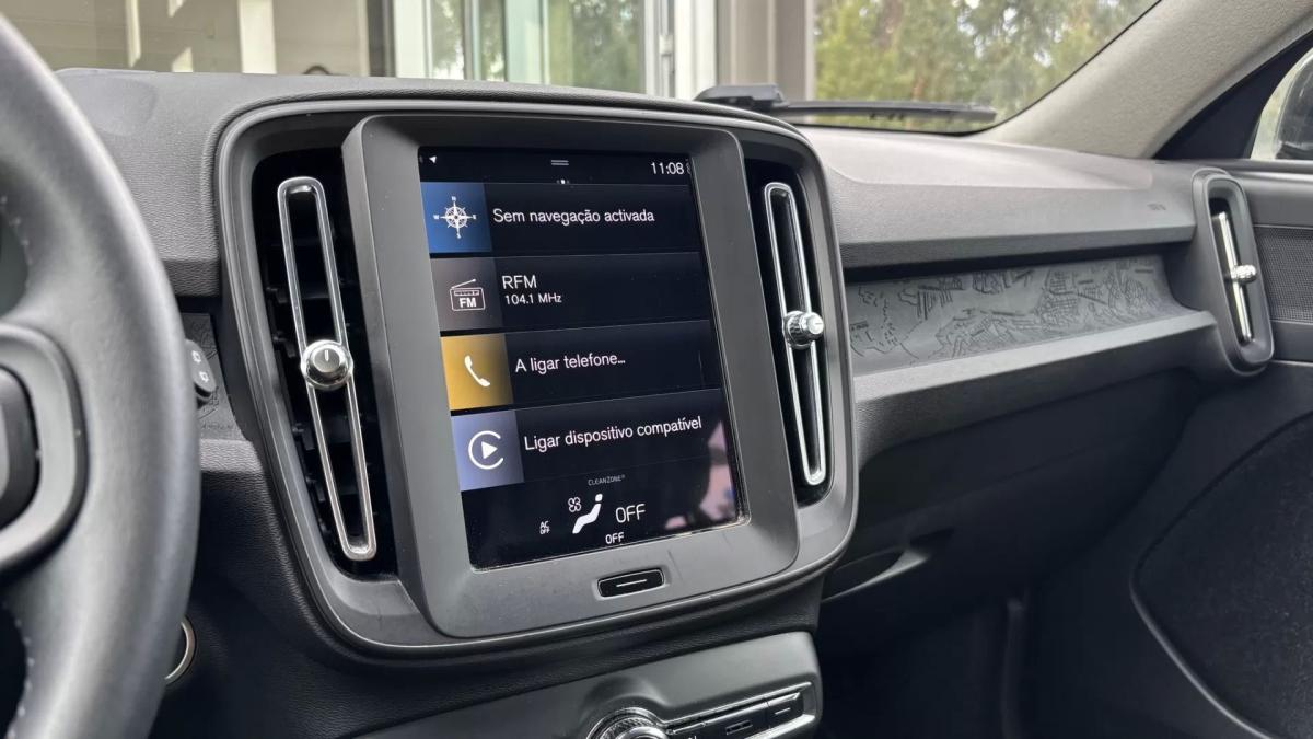 volvo-xc40-2019-gasolina-1477cc