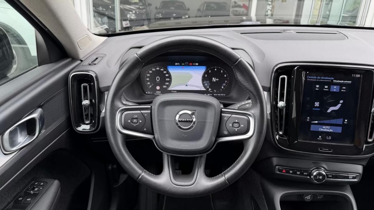 volvo-xc40-2019-gasolina-1477cc