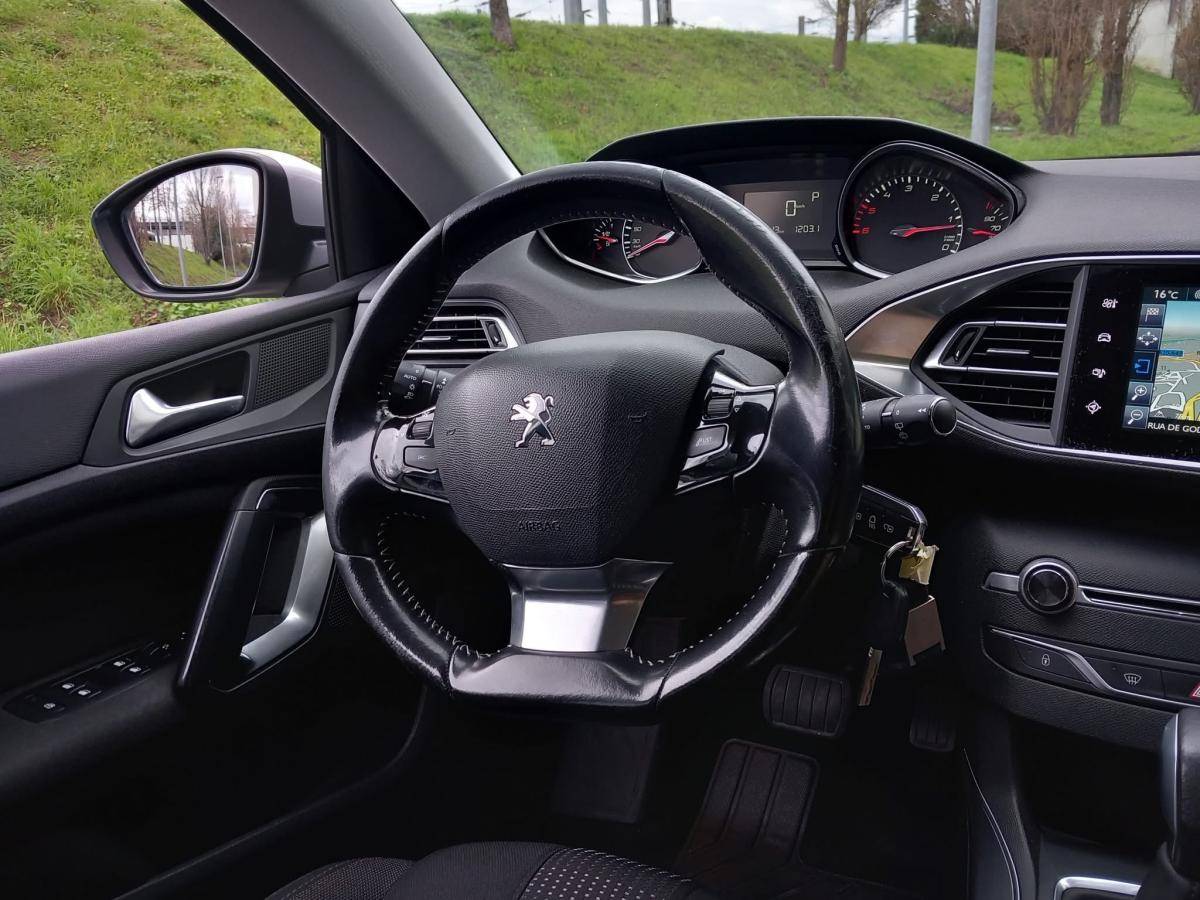 peugeot-308-sw-2015-diesel-1997cc