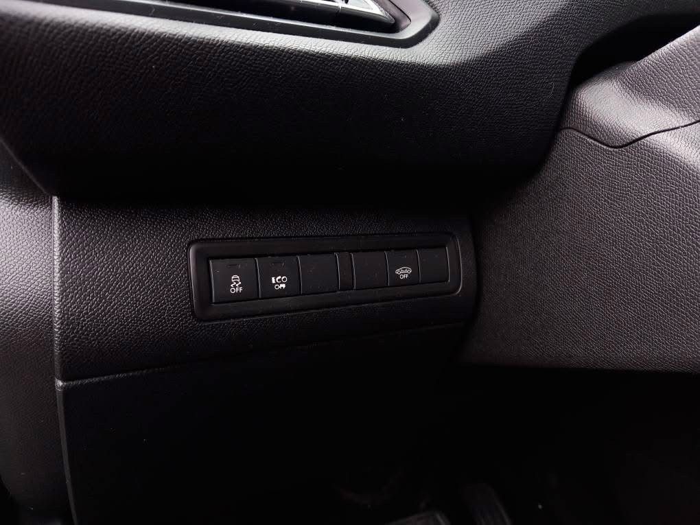peugeot-308-sw-2015-diesel-1997cc