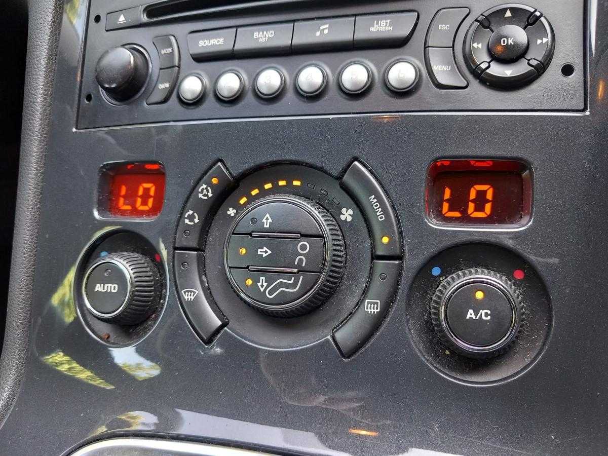 peugeot-3008-2011-diesel-1560cc