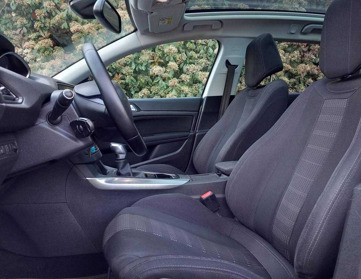peugeot-308-sw-2016-diesel-1560cc
