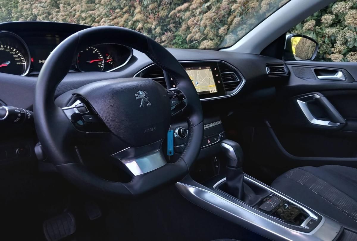 peugeot-308-sw-2016-diesel-1560cc