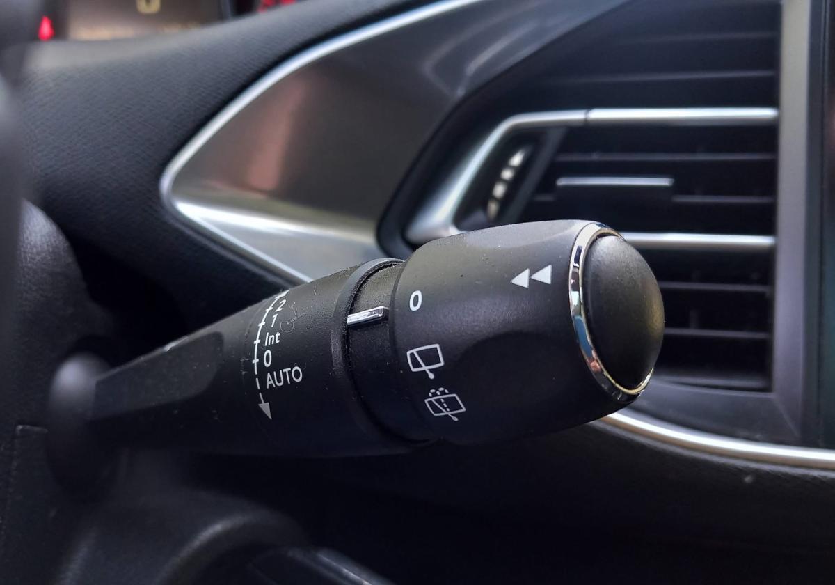 peugeot-308-sw-2016-diesel-1560cc