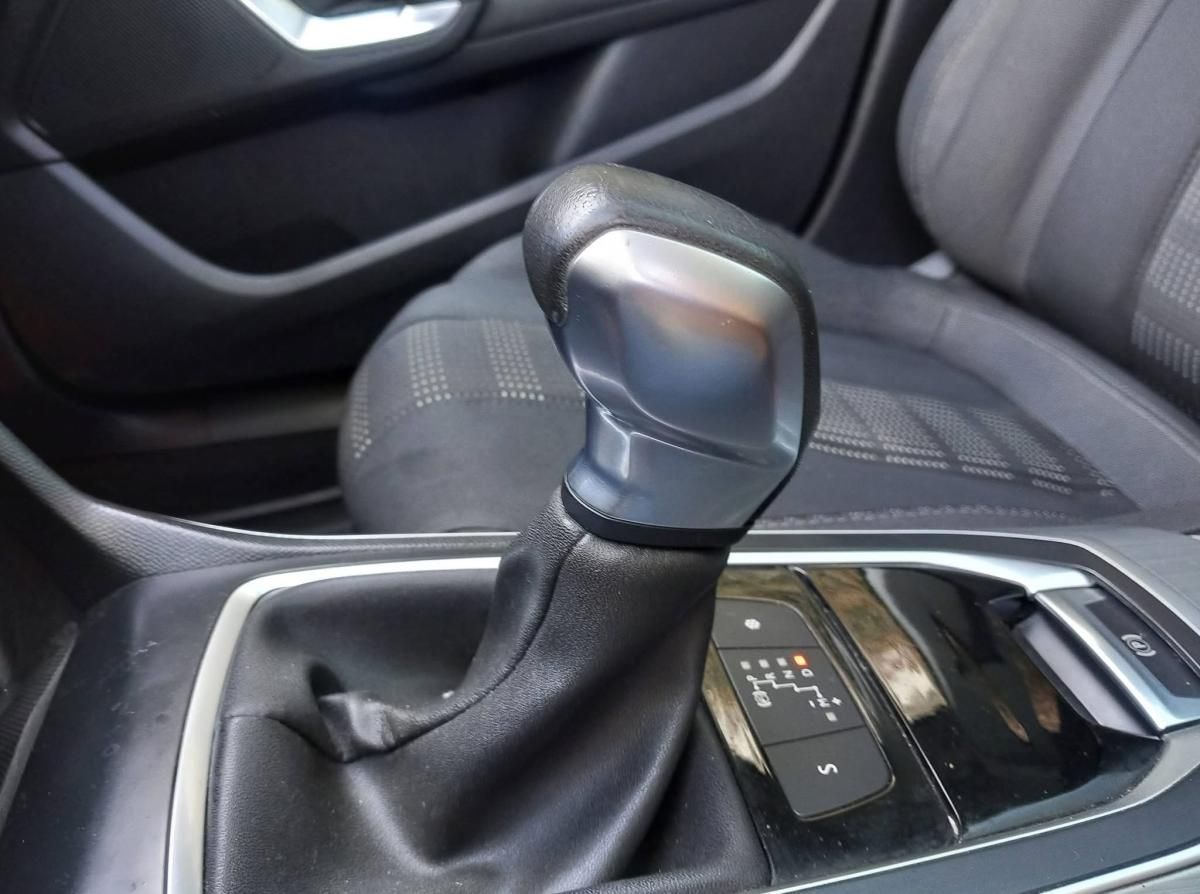 peugeot-308-sw-2016-diesel-1560cc